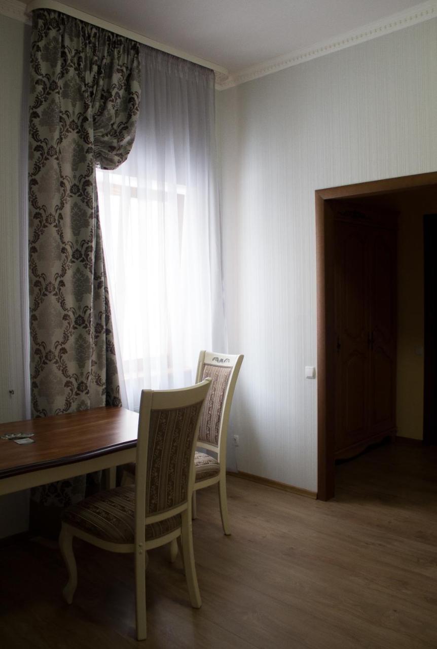 Арт-Готель "Династія" Bila Tserkva Luaran gambar